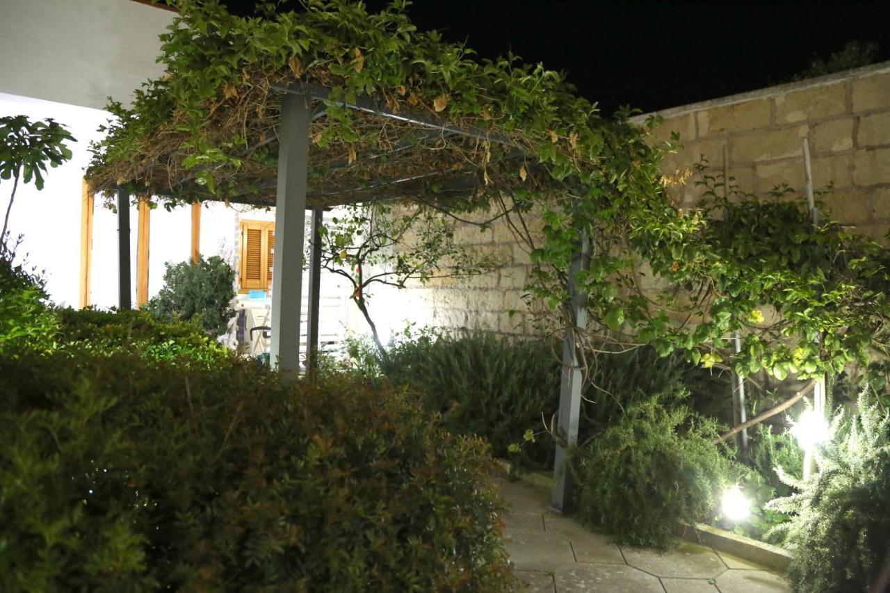 B&B Viro Campi Salentina ภายนอก รูปภาพ